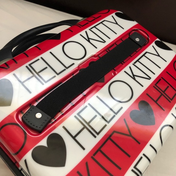 Hello Kitty hardshell travel case - Picture 7 of 12
